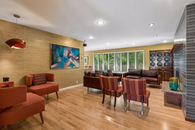 2516 Monterey Avenue S, Saint Louis Park, MN 55416