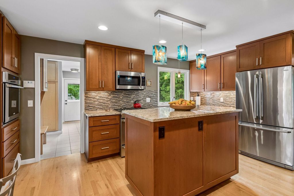 2516 Monterey Avenue S, Saint Louis Park, MN 55416 — photo 5