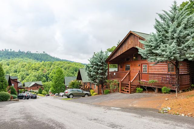 1508 Boo Boos Way, Sevierville, TN 37862