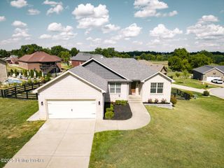 261 Wills Way, Taylorsville, KY 40071