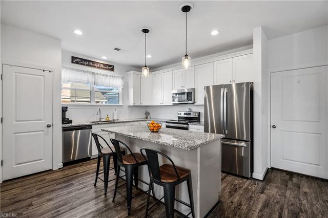 1237 Jadens WAY, Chesapeake, VA 23320