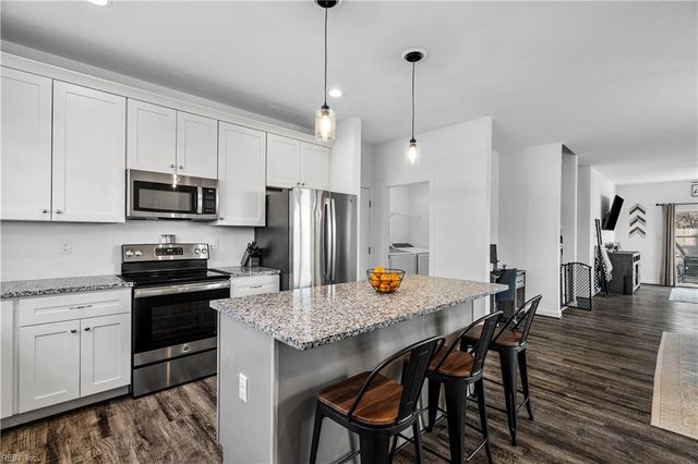1237 Jadens WAY, Chesapeake, VA 23320