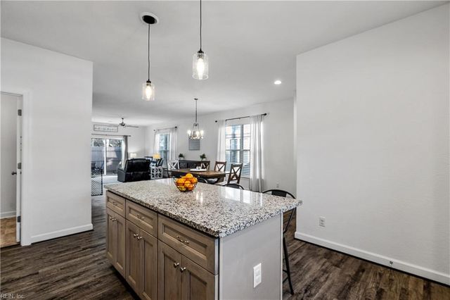1237 Jadens WAY, Chesapeake, VA 23320