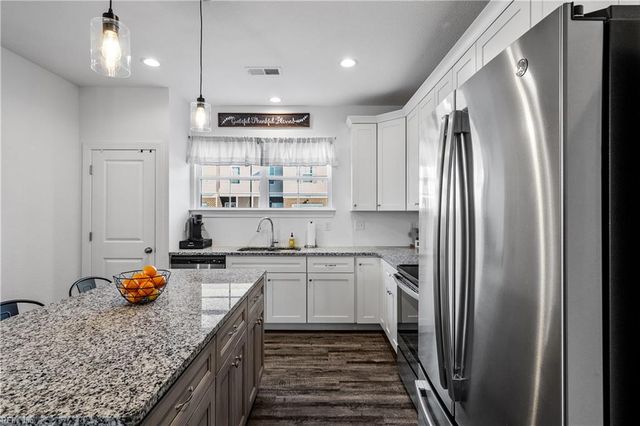 1237 Jadens WAY, Chesapeake, VA 23320