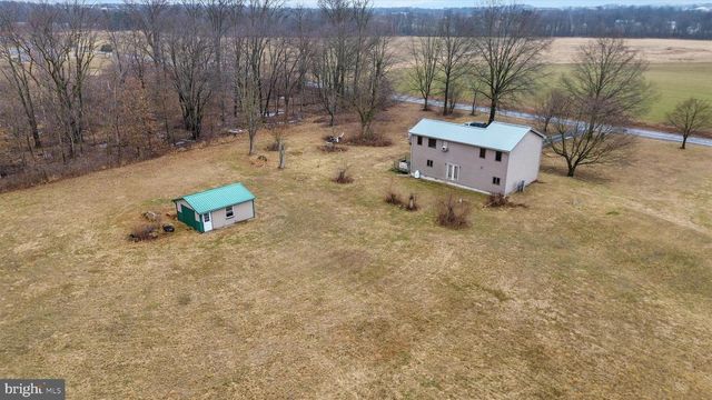 211 MERKEY DR, Bethel, PA 19507