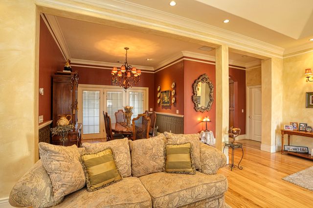 19640 Dairyland Drive, Redding, CA 96002