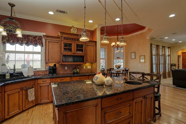 19640 Dairyland Drive, Redding, CA 96002