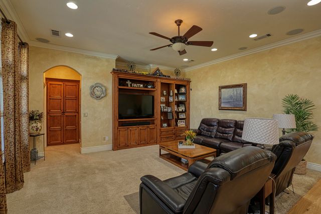 19640 Dairyland Drive, Redding, CA 96002