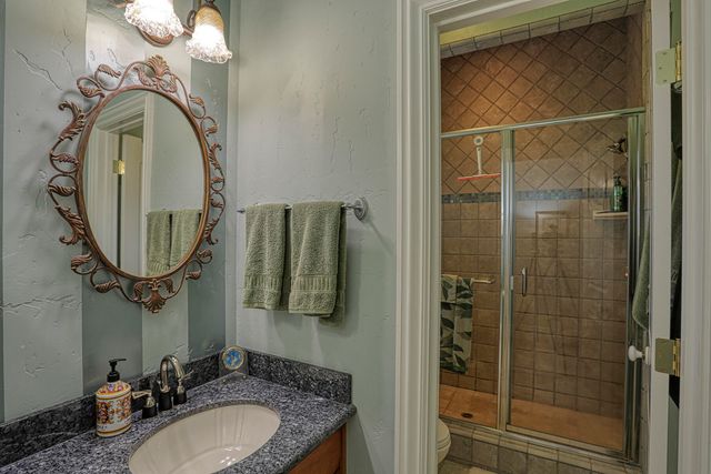 19640 Dairyland Drive, Redding, CA 96002