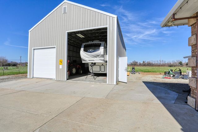 19640 Dairyland Drive, Redding, CA 96002