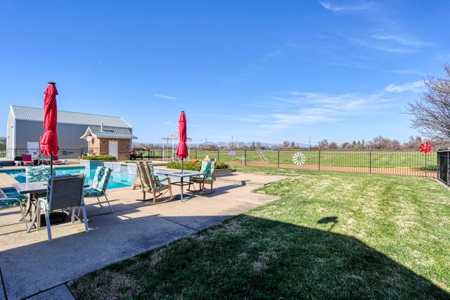 19640 Dairyland Drive, Redding, CA 96002