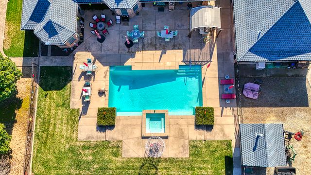 19640 Dairyland Drive, Redding, CA 96002