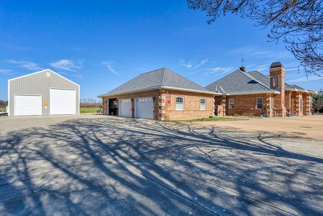 19640 Dairyland Drive, Redding, CA 96002