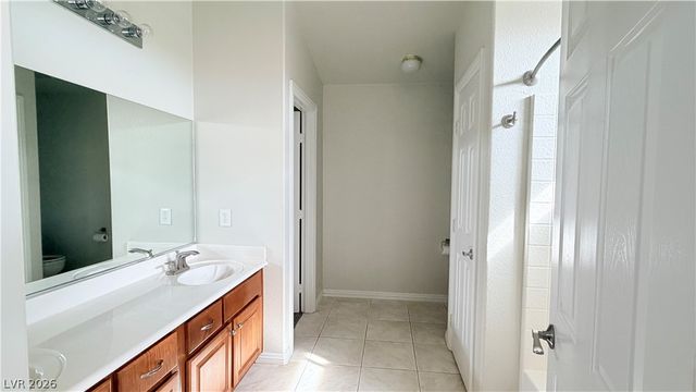 9308 Lakefront Color Street, Las Vegas, NV 89178