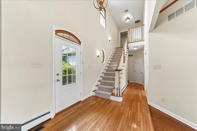 8247 HENSINGERSVILLE RD, Alburtis, PA 18011