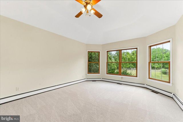 8247 HENSINGERSVILLE RD, Alburtis, PA 18011