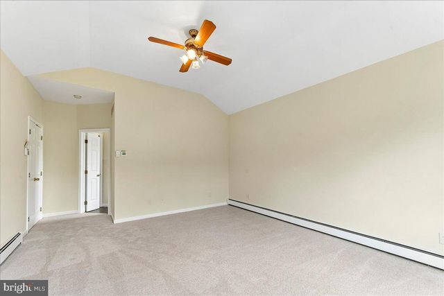 8247 HENSINGERSVILLE RD, Alburtis, PA 18011