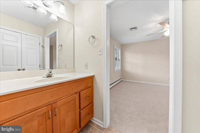 8247 HENSINGERSVILLE RD, Alburtis, PA 18011