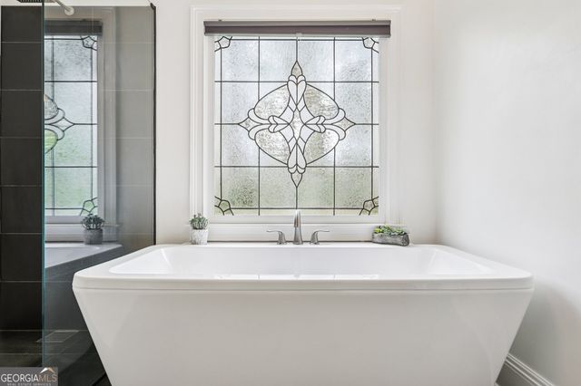 100 Kylemore Pass, Tyrone, GA 30290