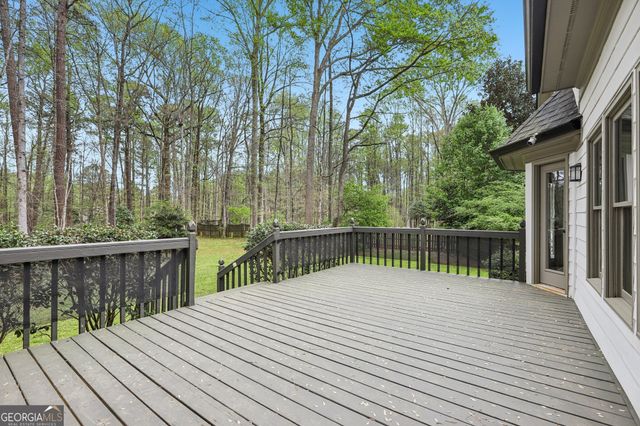 100 Kylemore Pass, Tyrone, GA 30290