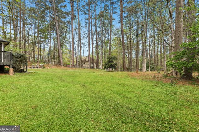 100 Kylemore Pass, Tyrone, GA 30290