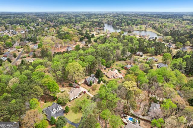 100 Kylemore Pass, Tyrone, GA 30290