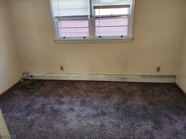 348 Cator Ave, Jersey City, NJ 07305