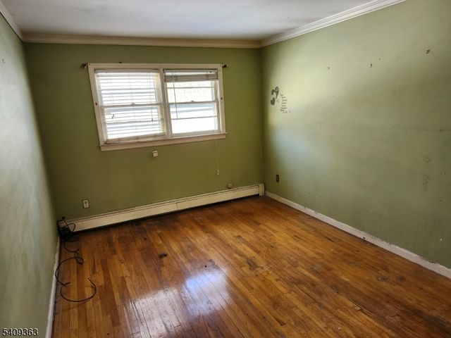 348 Cator Ave, Jersey City, NJ 07305