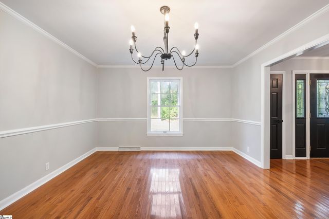 106 Wilderness Drive, Laurens, SC 29360