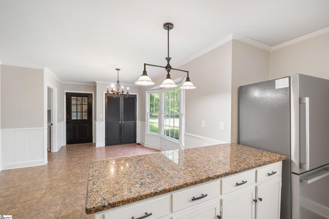 106 Wilderness Drive, Laurens, SC 29360