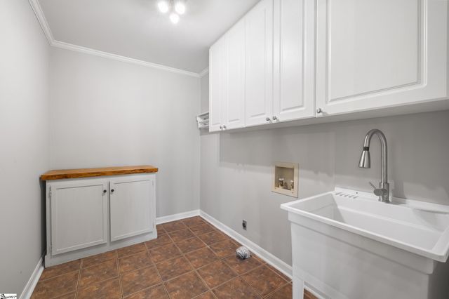 106 Wilderness Drive, Laurens, SC 29360