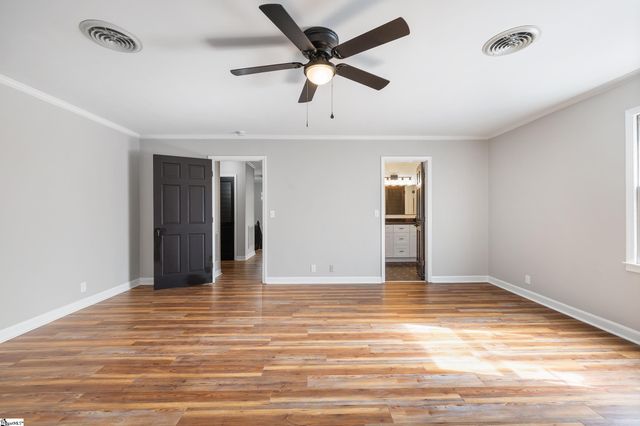 106 Wilderness Drive, Laurens, SC 29360