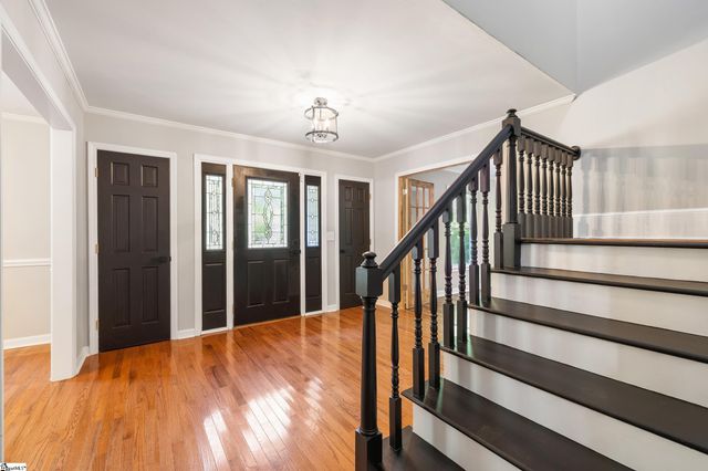 106 Wilderness Drive, Laurens, SC 29360
