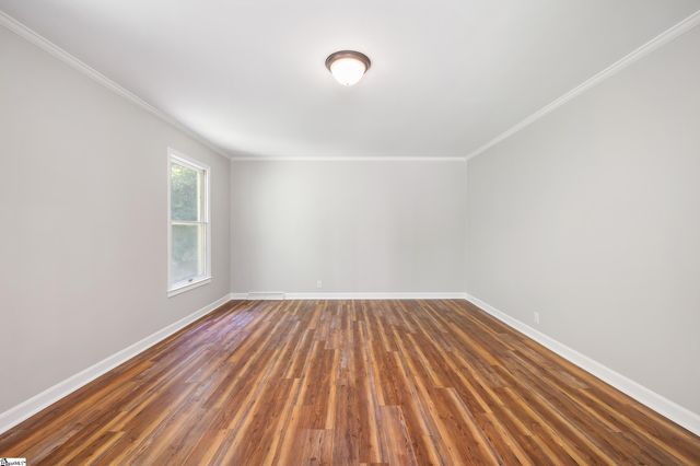 106 Wilderness Drive, Laurens, SC 29360