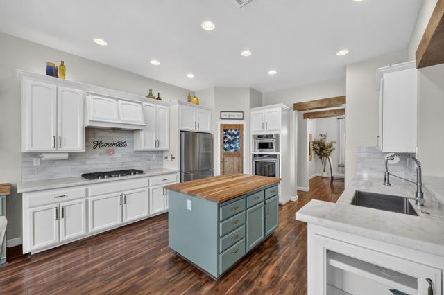 4207 Bearpaw Ct, Rescue, CA 95672