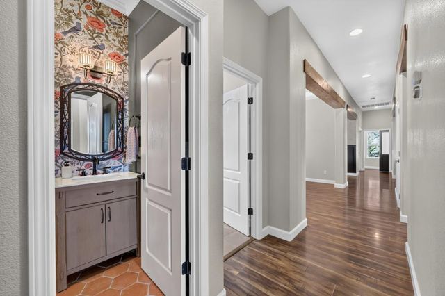 4207 Bearpaw Ct, Rescue, CA 95672