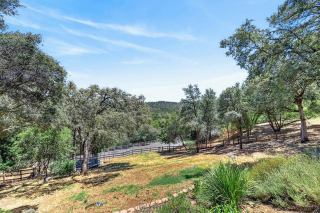 4207 Bearpaw Ct, Rescue, CA 95672