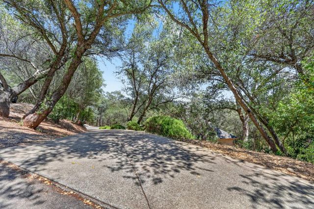 4207 Bearpaw Ct, Rescue, CA 95672