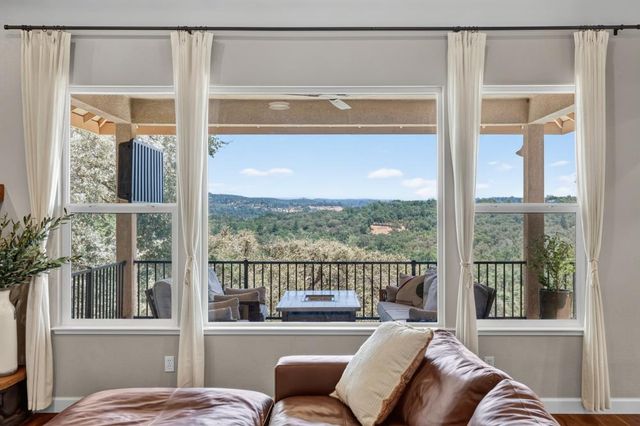 4207 Bearpaw Ct, Rescue, CA 95672