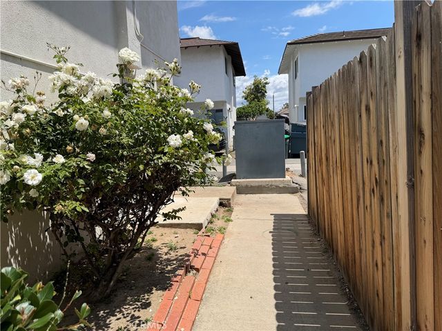 619 S Cypress B, Orange, CA 92866