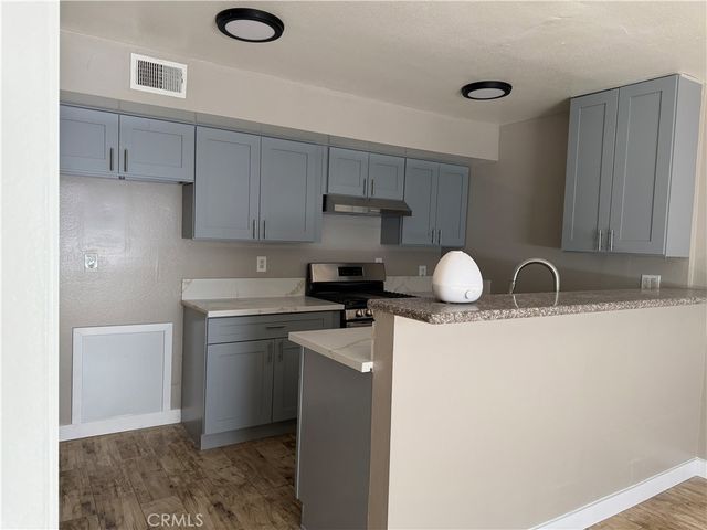 619 S Cypress B, Orange, CA 92866