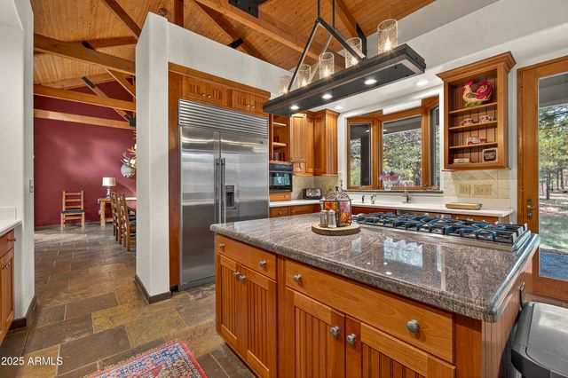 4020 HIDDEN HOLLOW Road, Flagstaff, AZ 86001