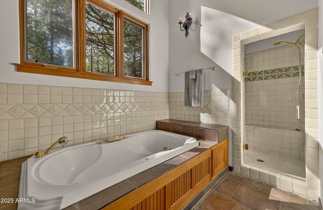 4020 HIDDEN HOLLOW Road, Flagstaff, AZ 86001