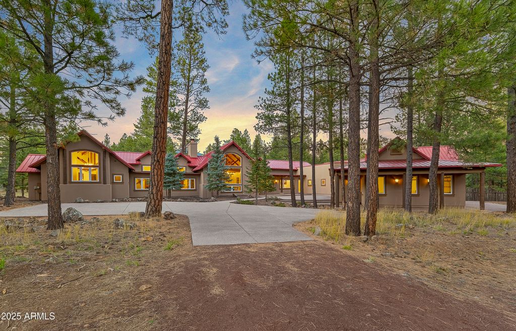 4020 HIDDEN HOLLOW Road, Flagstaff, AZ 86001