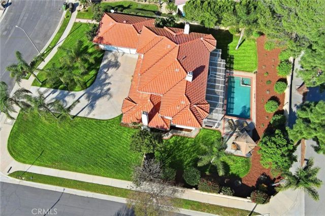 11030 Willowbrae, Chatsworth, CA 91311