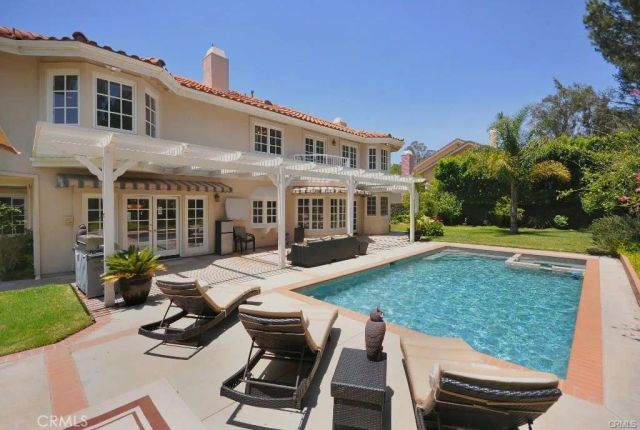 11030 Willowbrae, Chatsworth, CA 91311