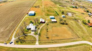 1005 E Buttercup RD, Taylor, TX 76574