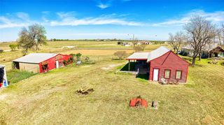 1005 E Buttercup RD, Taylor, TX 76574