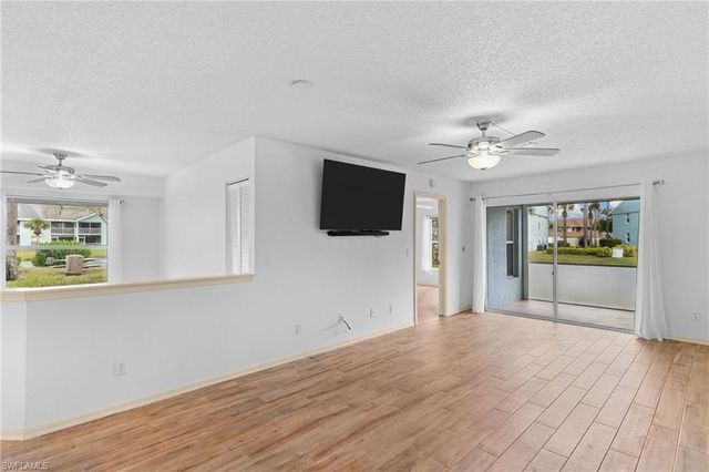 177 Grand Oaks WAY 101, Naples, FL 34110