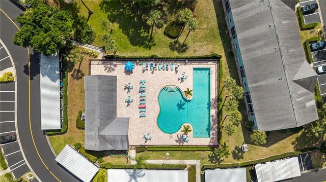 177 Grand Oaks WAY 101, Naples, FL 34110